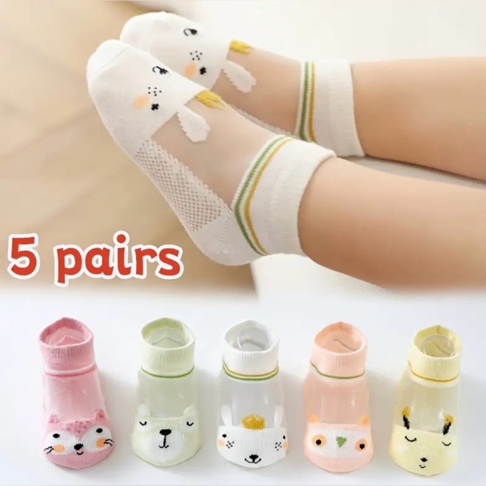 Set of 5 pair of socks for girls 
size 1-3 years old